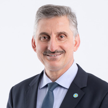 IYI - Ayhan Bölükbaşı